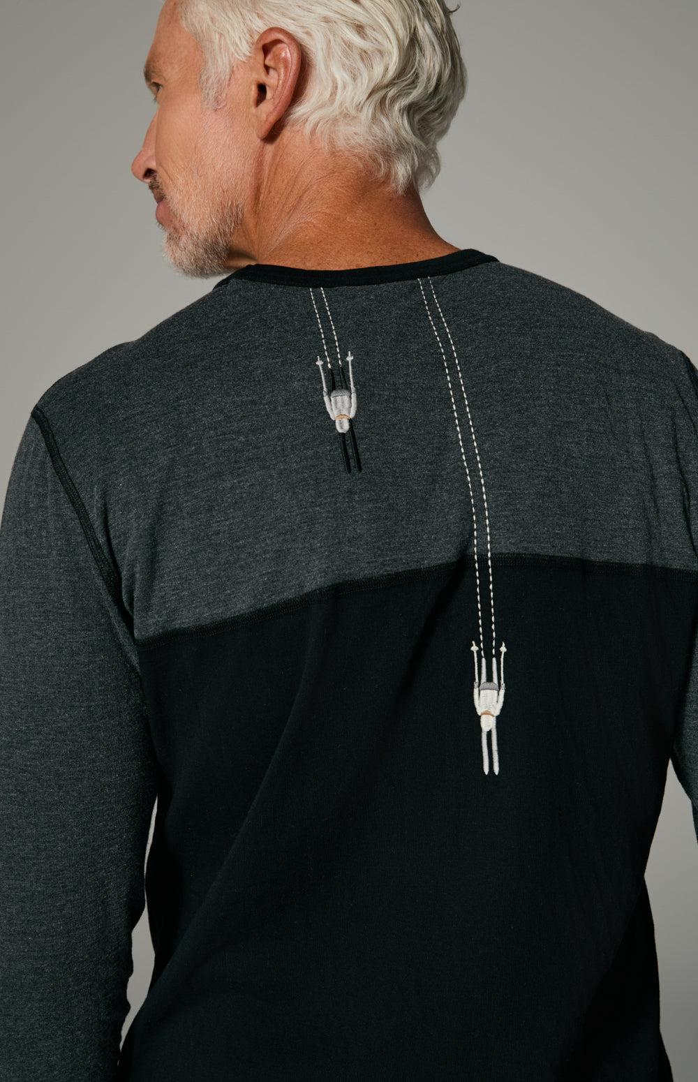 Alp N Rock Henry Crew, black and heather grey longsleeve crew neck for men with ski patch detail at chest