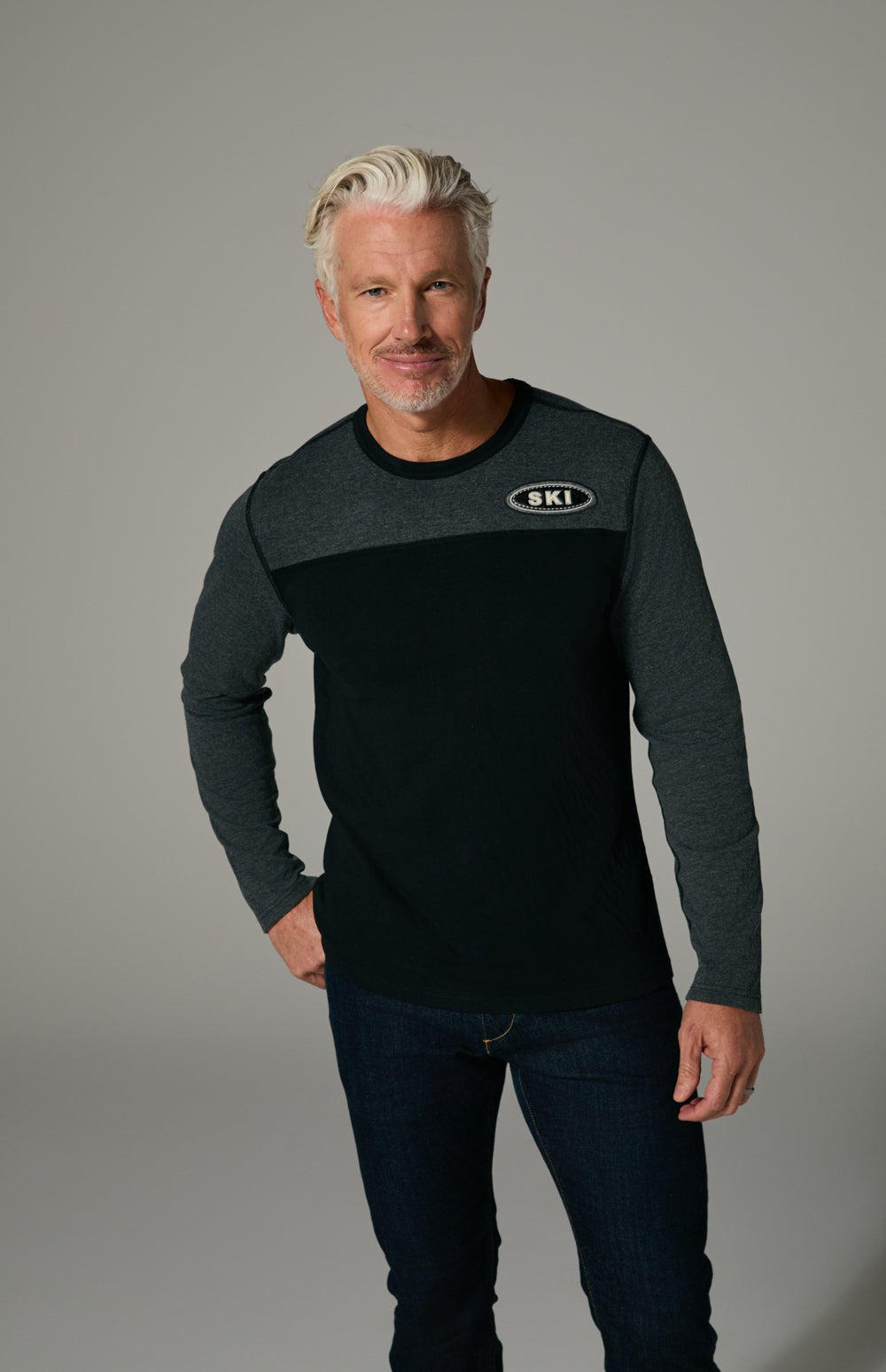 Alp N Rock Henry Crew, black and heather grey longsleeve crew neck for men with ski patch detail at chest