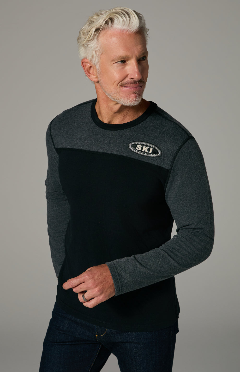 Alp N Rock Henry Crew, black and heather grey longsleeve crew neck for men with ski patch detail at chest