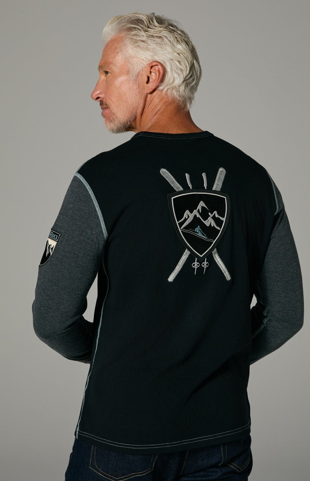 Alp N Rock Otis Crew, black and grey longsleeve crew neck for men with embroidered skier details on front and back