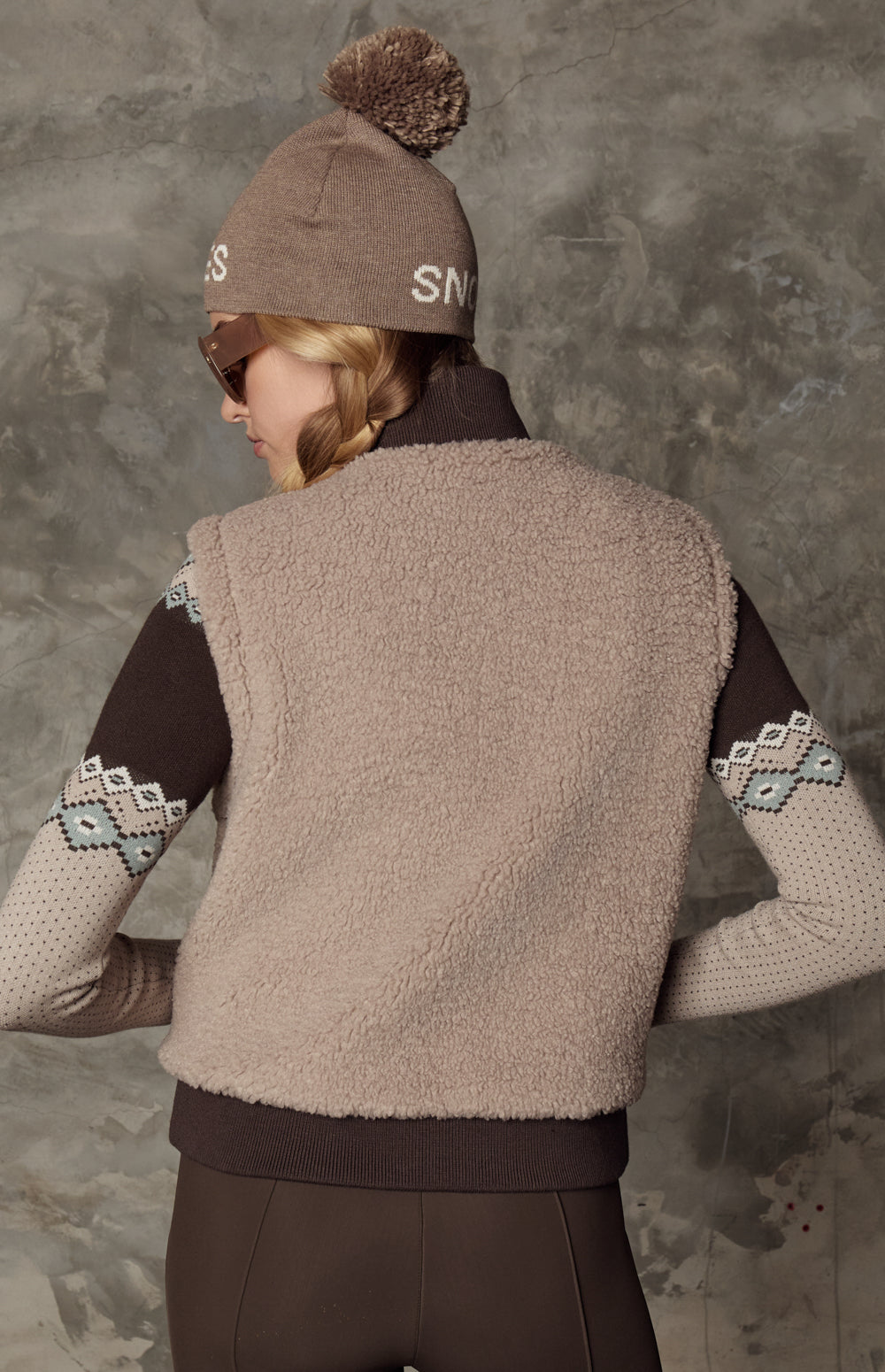 Atlas Quilted Reversible Vest, Stone | Alp N Rock Alp N Rock Womens Outerwear Atlas Quilted Reversible Vest | Stone