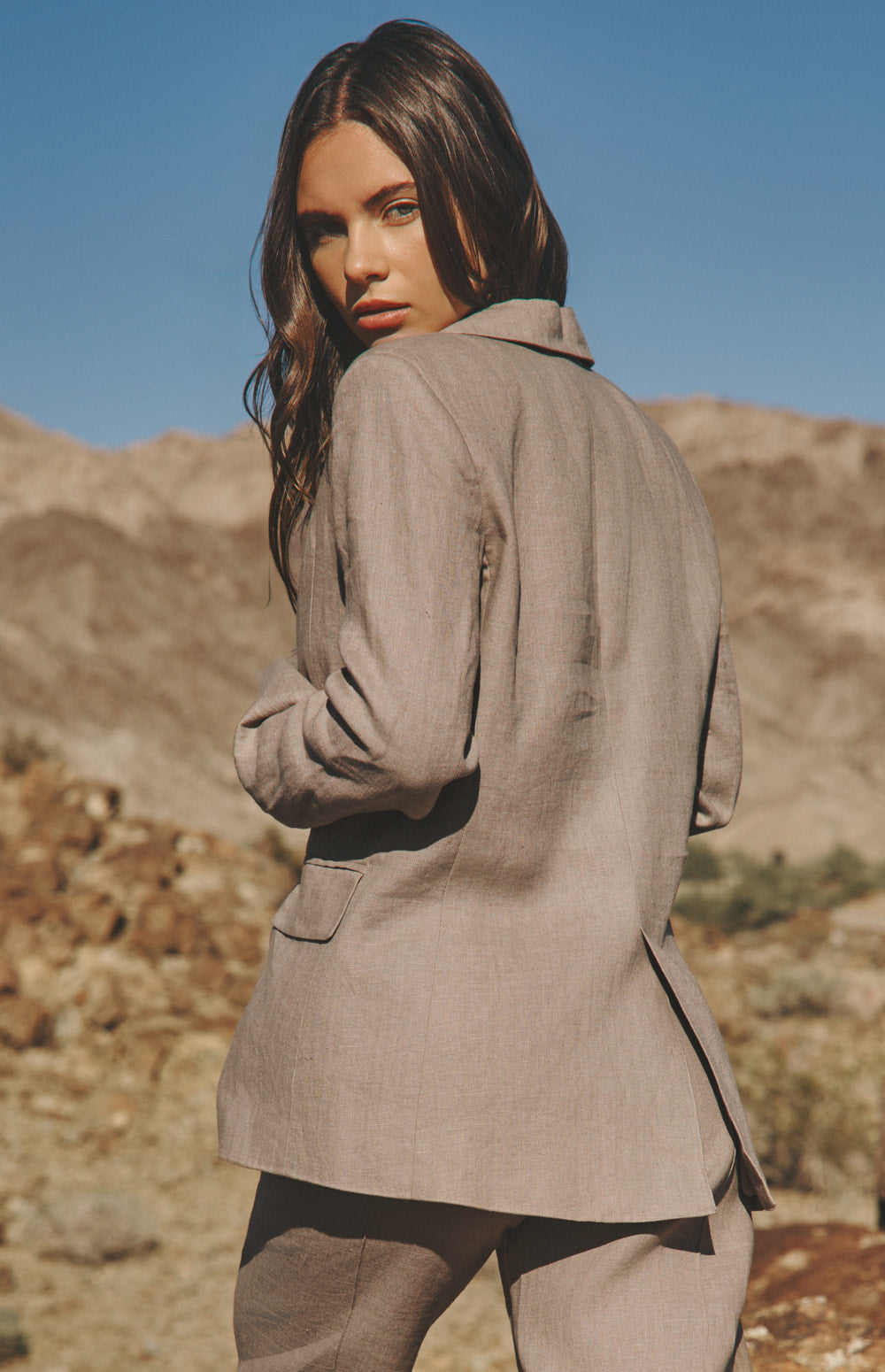 Emerson Linen Blazer, Fossil | Alp N Rock Alp N Rock Womens Outerwear Emerson Linen Blazer | Fossil