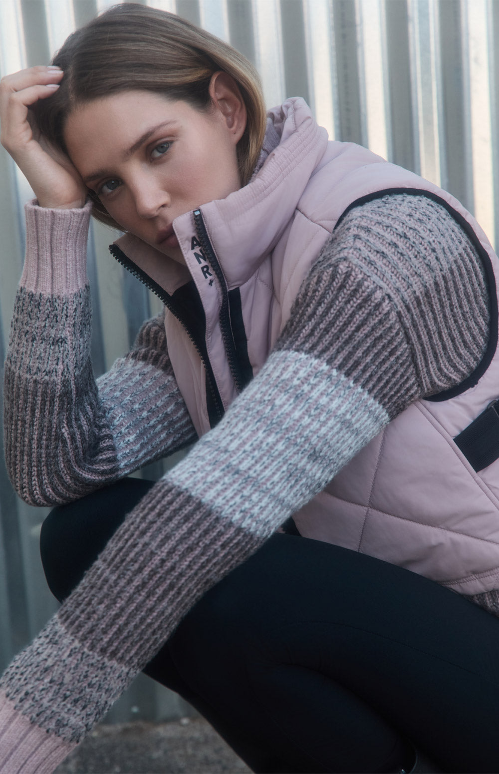 Alp N Rock La Vitesse Vest, light pink cropped quilted vest for women