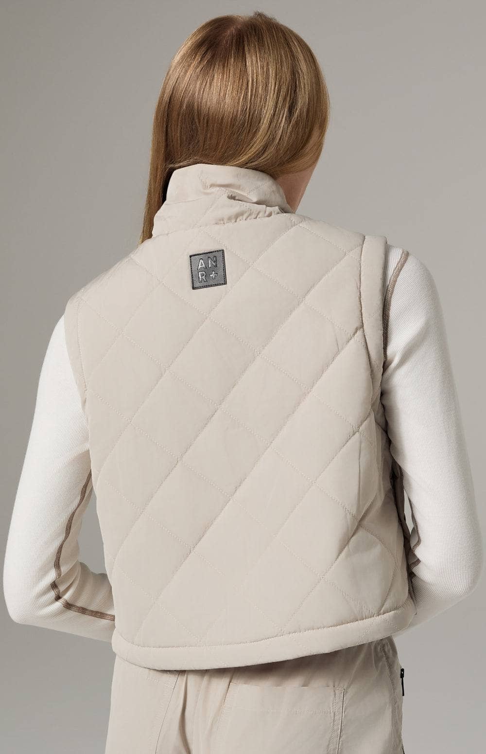 Alp N Rock Lucerne Vest, Women's Beige Quilted Cropped Vest with Pockets and Snap Closure at the Sides