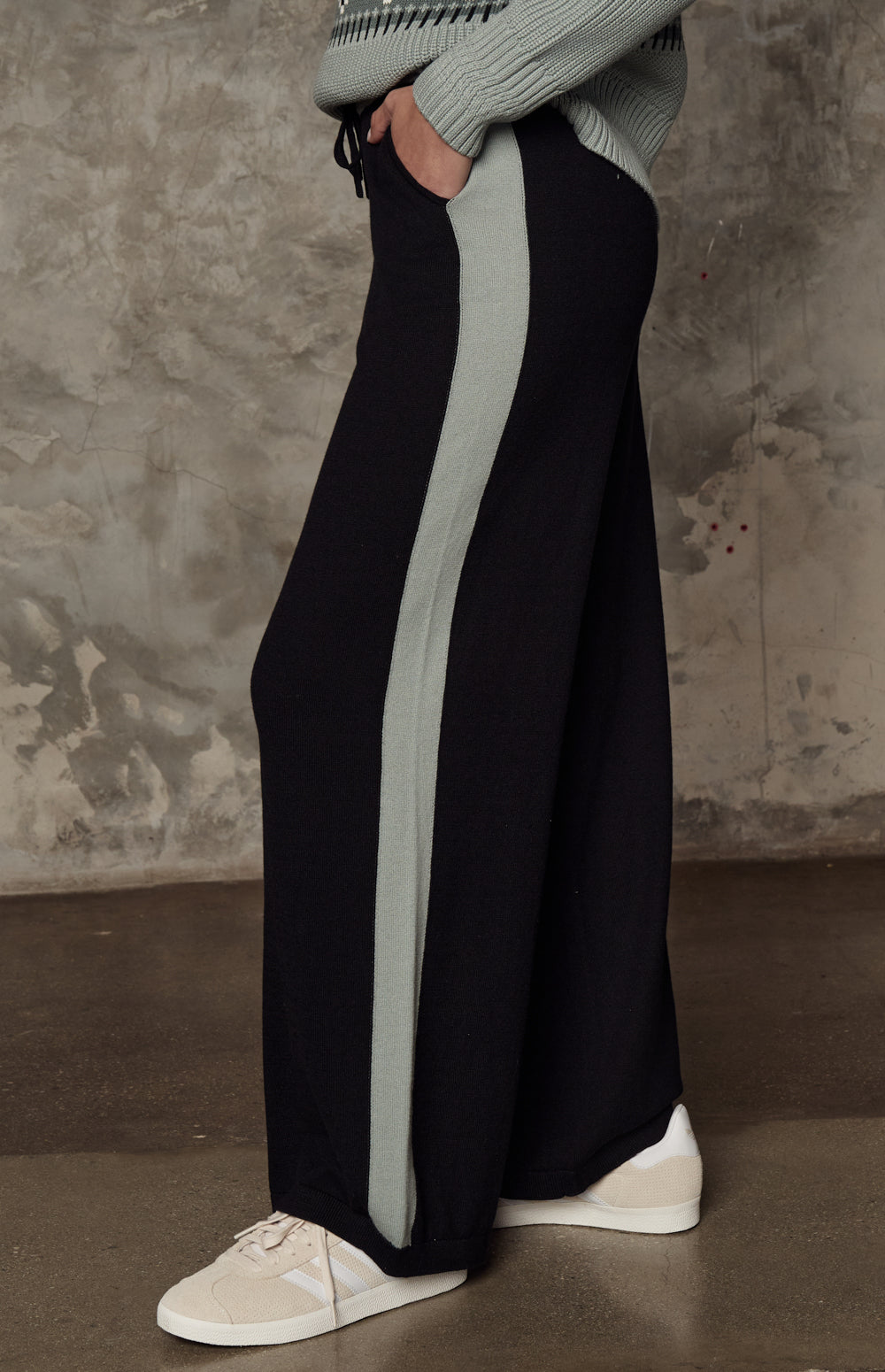 Alp N Rock August Pant, black wide leg knit lounge pant for women with blue stripe on the leg