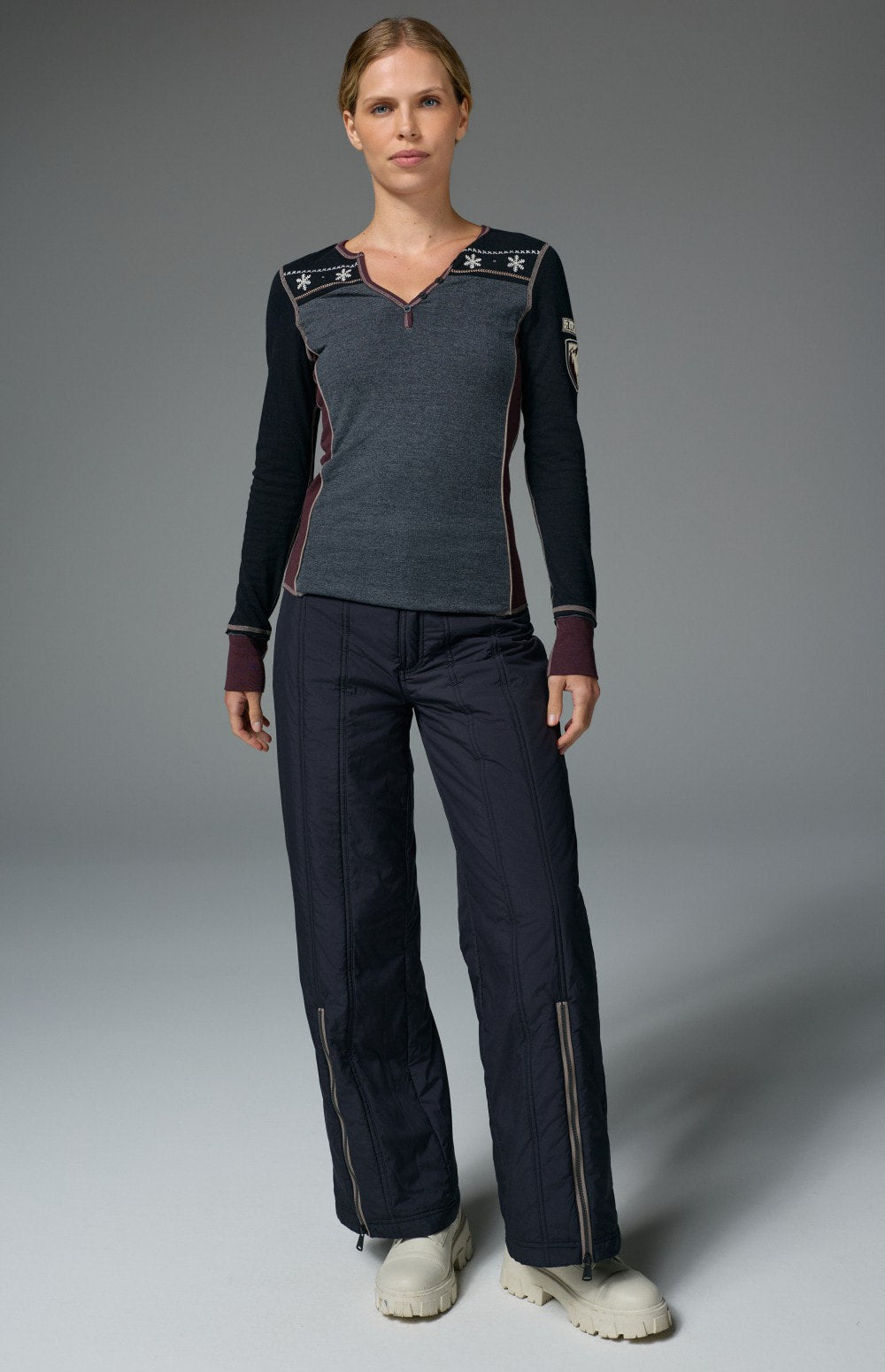 Alp N Rock Anja Henley Shirt, black and heather grey longsleeve henley shirt with snowflake detailing