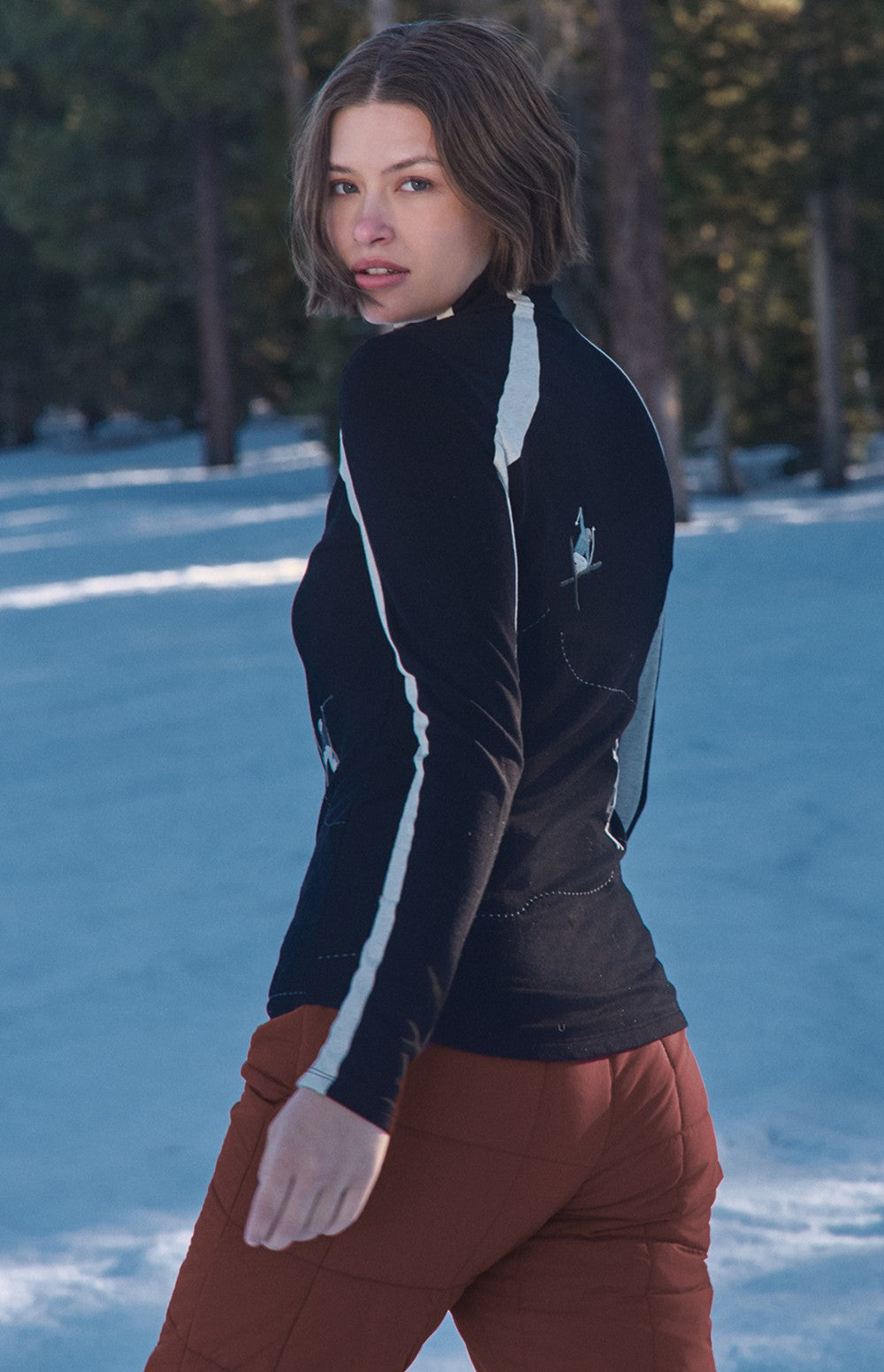 Alp N Rock Ashna Longsleeve Mock Neck, black longsleeve for women with white stripes and embroidered skiers