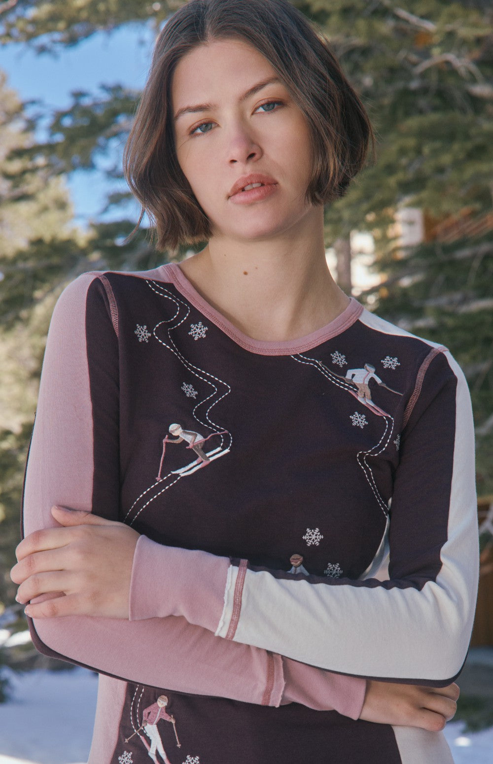 Alp N Rock Jessica Crew, women's dark red and pink longsleeve ski shirt with embroidered skiers all over