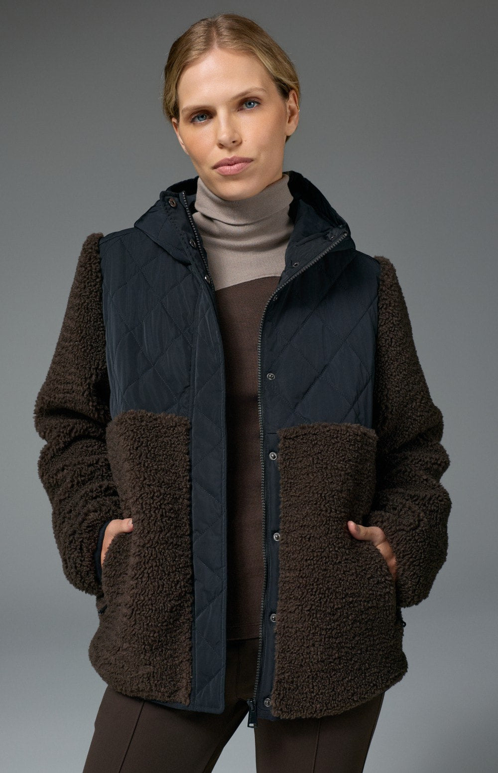 Alp N Rock Meghan Turtleneck, women's dark brown longsleeve turtleneck with taupe colorblocking