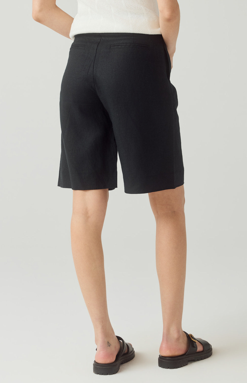 Alp N Rock Seneca Short, black linen Bermuda short for women