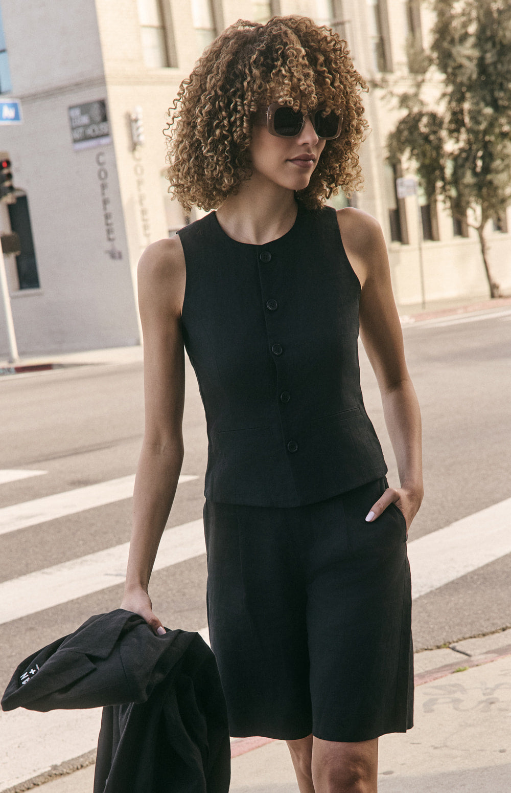 Alp N Rock Seneca Short, black linen Bermuda short for women