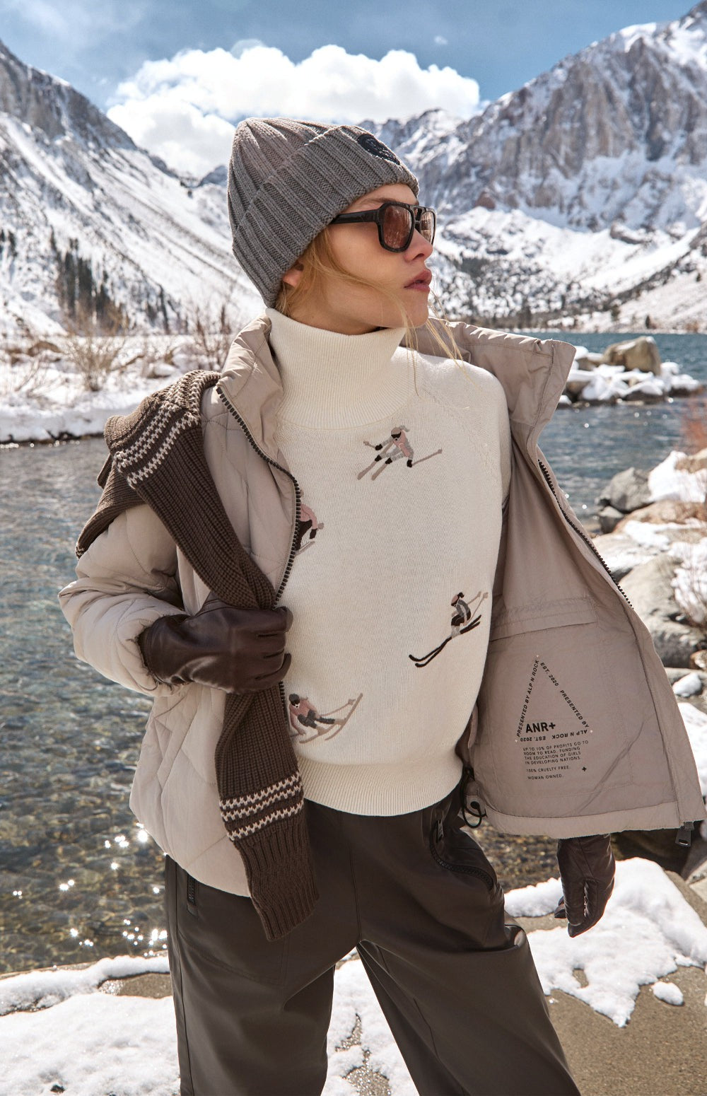 Belle Turtleneck Ski Sweater, Ivory | Alp N Rock Alp N Rock Womens Sweater Belle Turtleneck Ski Sweater | Ivory