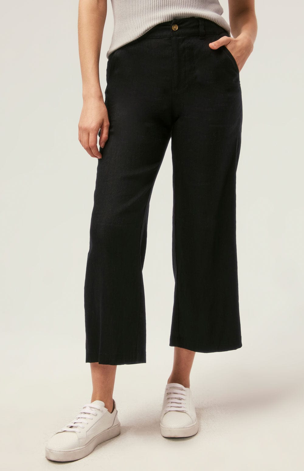 Lacey Pant by Alp N Rock, Women's Black Linen Wide Legged Crop Pant with Front Pockets