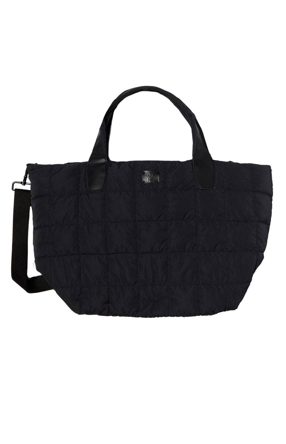 Quilted Tote Bag | ANR | Accessory - Quilted Travel Tote  Alp N Rock Accessories QUILTED TOTE BAG | Black