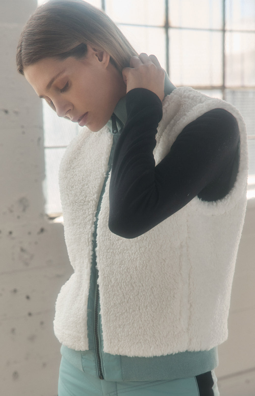 Alp N Rock Atlas Vest, silver quilting and ivory shearling reversible zip vest for women