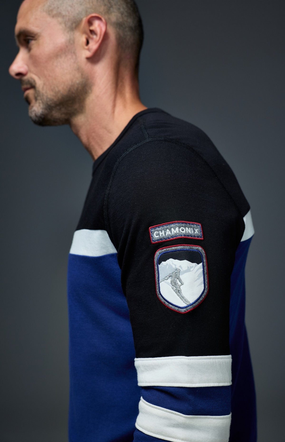 Alp N Rock Chamonix Ski Crew, deep blue men's crew neck longsleeve sweater with black and white stripes