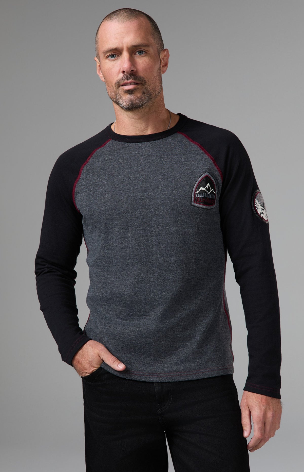 Alp N Rock Powder Men's Crew, dark grey men's longsleeve ski sweater with black sleeves and patches