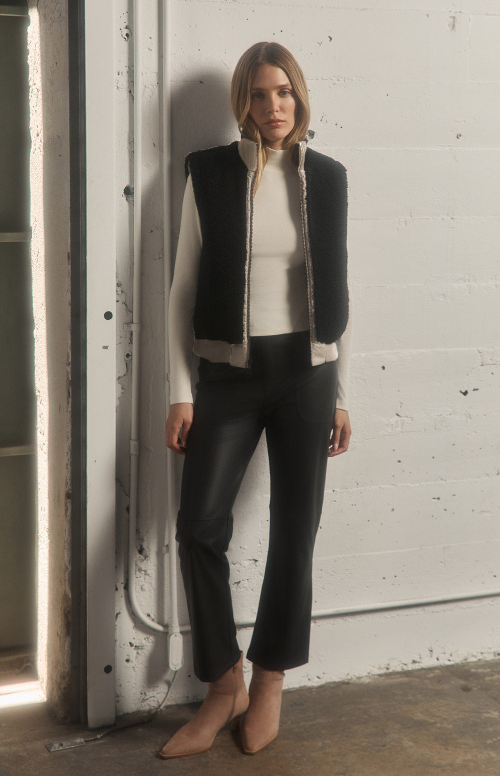 Atlas Quilted Reversible Vest, Black | Alp N Rock Alp N Rock Womens Outerwear Atlas Quilted Reversible Vest | Stone