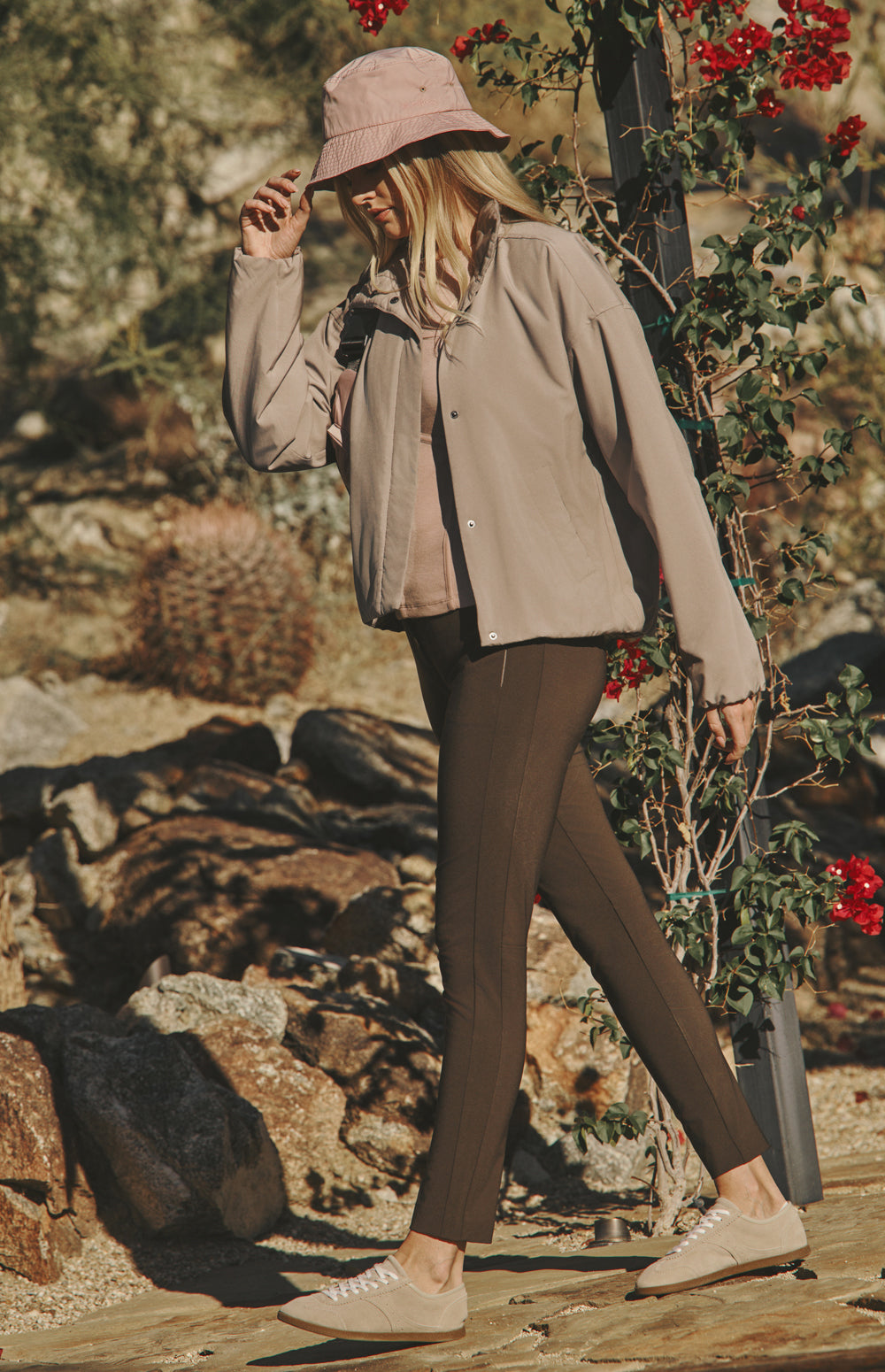 Alp N Rock Catalina Jacket, lightweight beige jacket for women with high neck and slant pockets