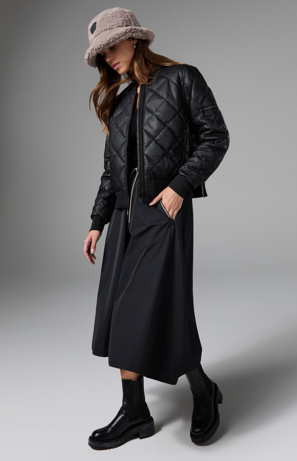 Alp N Rock Catalina Jacket, lightweight black jacket for women with high neck and slant pockets