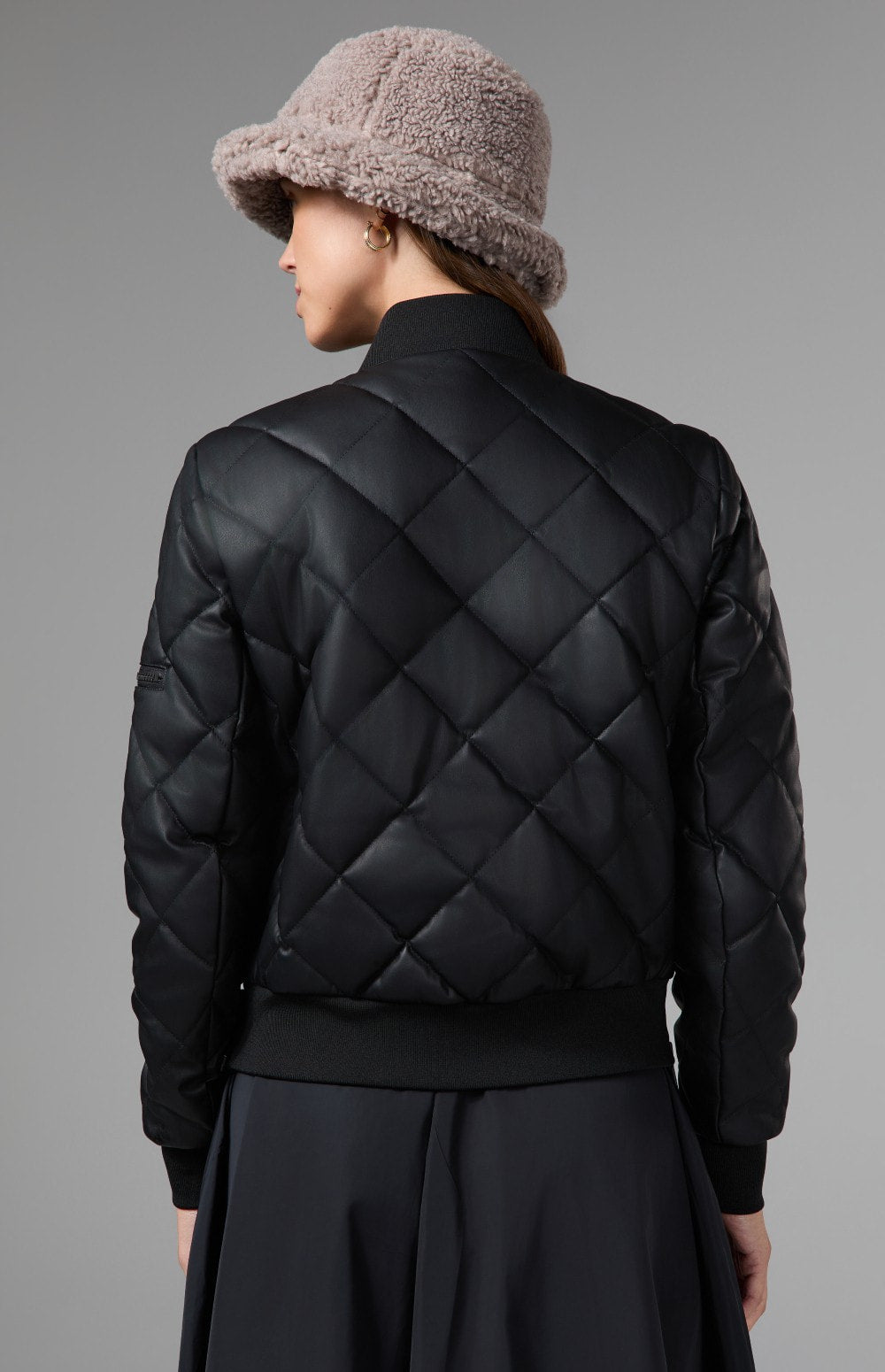 Alp N Rock Catalina Jacket, lightweight black jacket for women with high neck and slant pockets