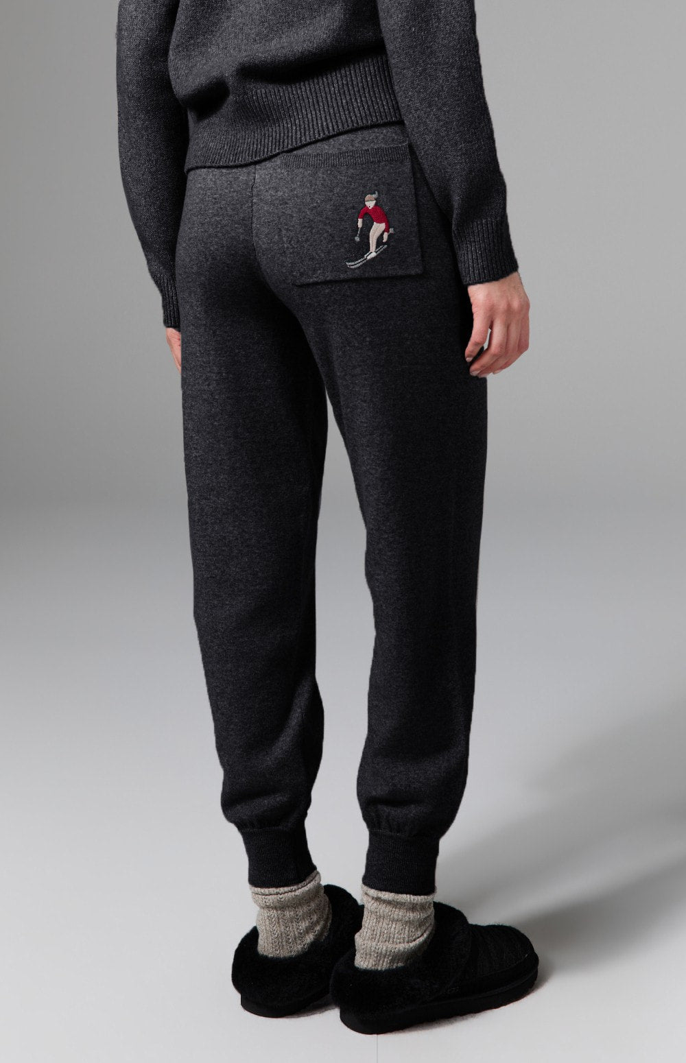 Ahaana Skier Sweater Jogger, Black | Alp N Rock Alp N Rock Womens Pant Ahaana Skier Sweater Jogger | Black