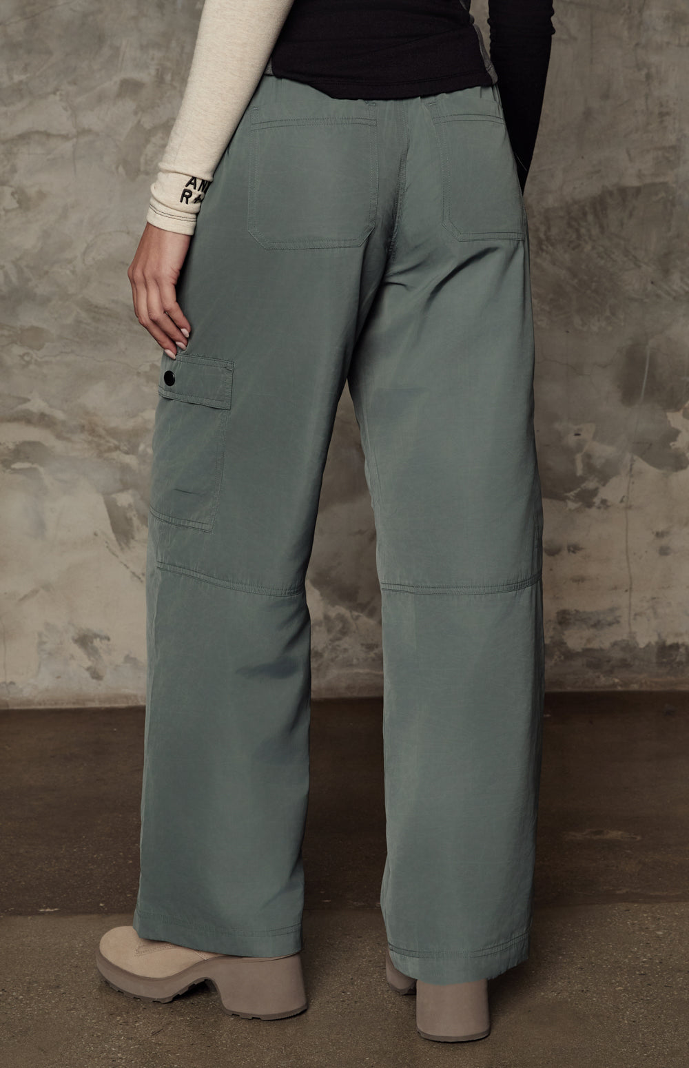 Chalet Insulated Cargo Pant, Eucalyptus | Alp N Rock Alp N Rock Womens Pant Chalet Insulated Cargo Pant | Eucalyptus