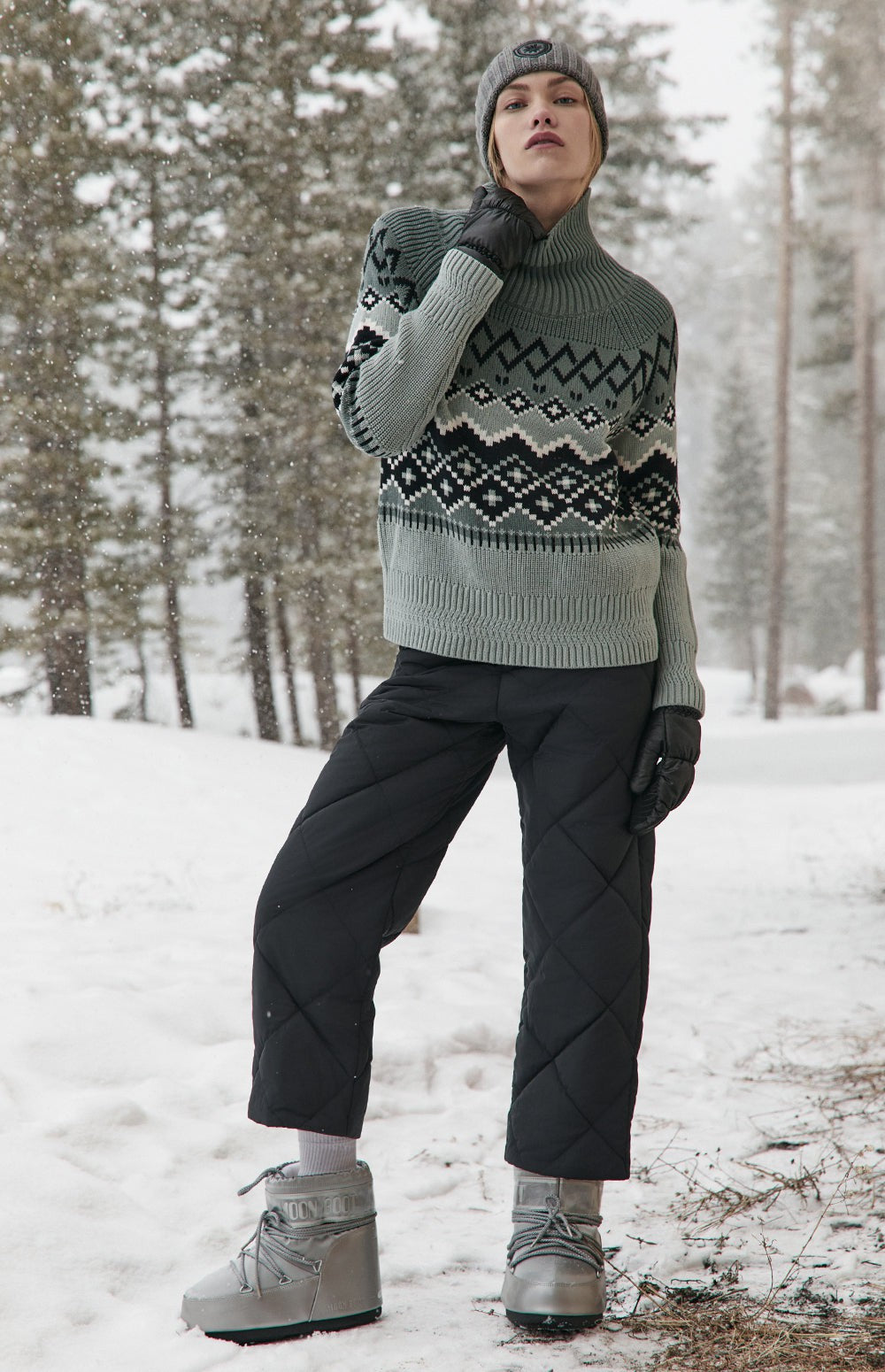 Mika Quilted Pant, Black | Alp N Rock | Women's Puffer Pant  Alp N Rock Womens Pant Mika Quilted Pant | Black