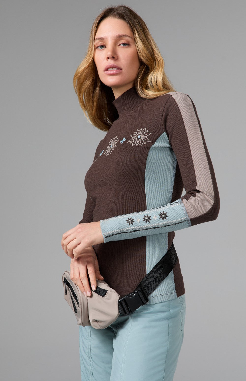 Allison Mock Neck, Coffee | Alp N Rock Alp N Rock Womens Shirt Allison Mock Neck | Coffee