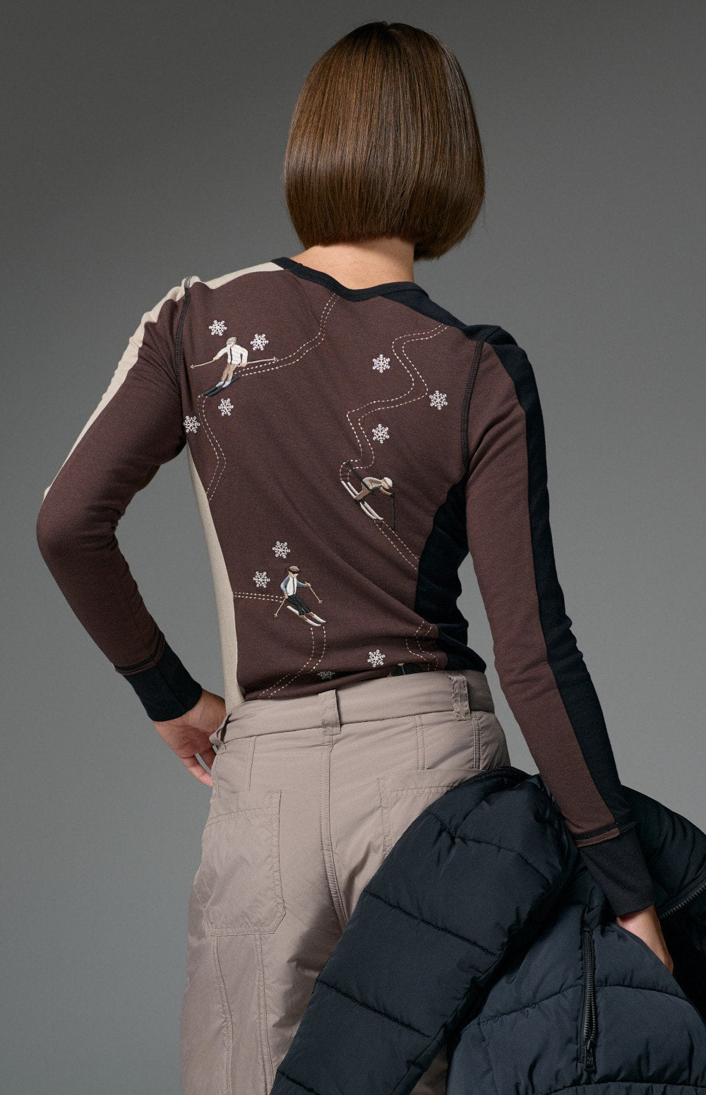 Alp N Rock Jessica Crew, women's brown and black longsleeve ski shirt with embroidered skiers all over