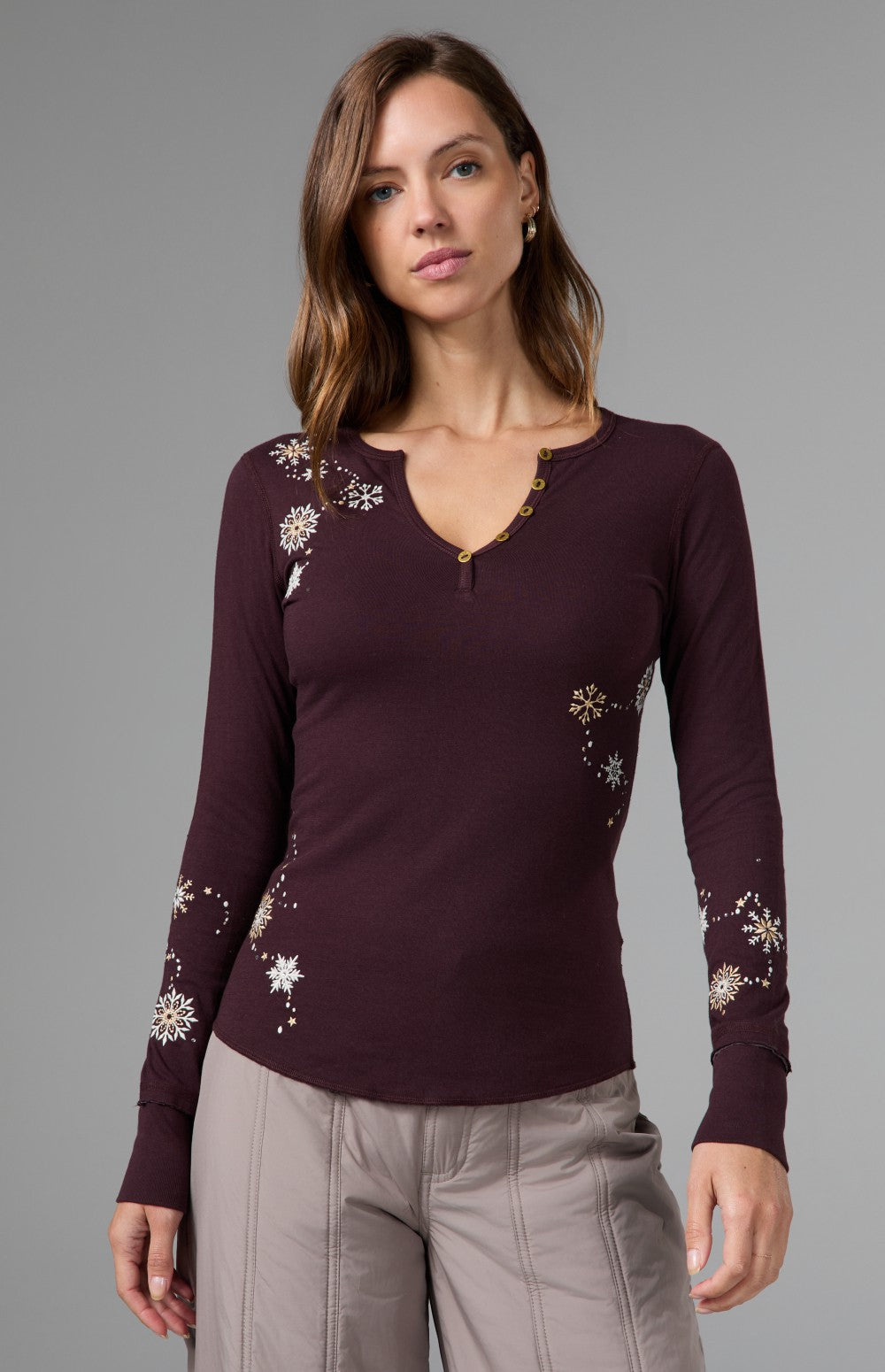 Alp N Rock Kiara Henley Shirt, dark red longsleeve henley shirt with embroidered snowflakes for women