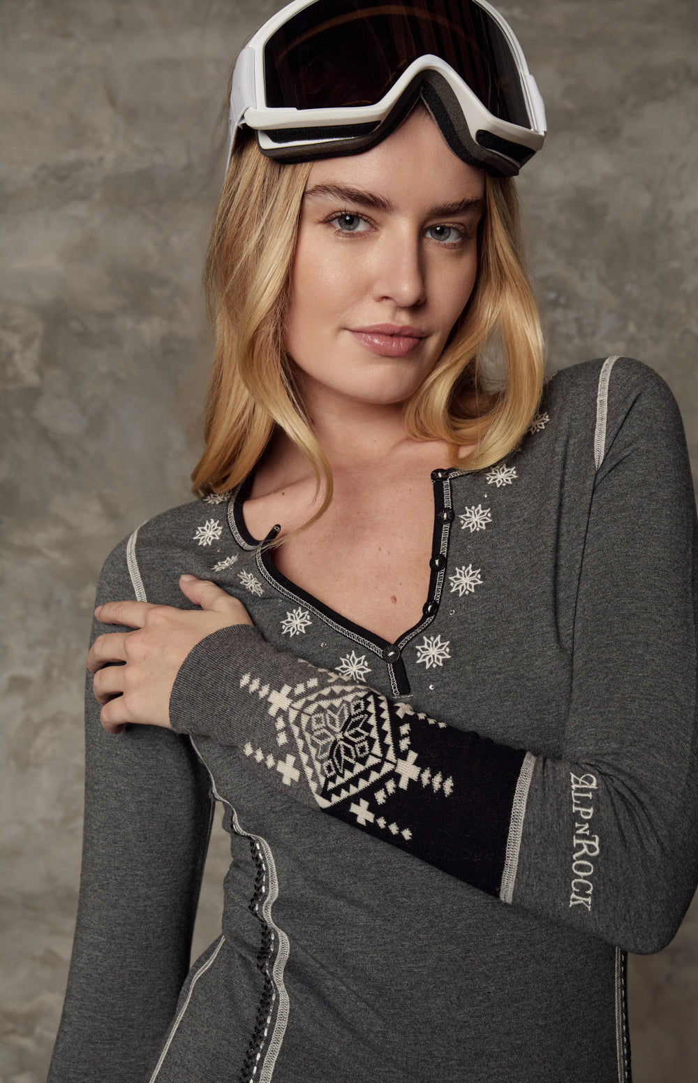 Alp N Rock Shayne Henley Shirt, heather grey longsleeve henley shirt for women with mountain scene applique on the back
