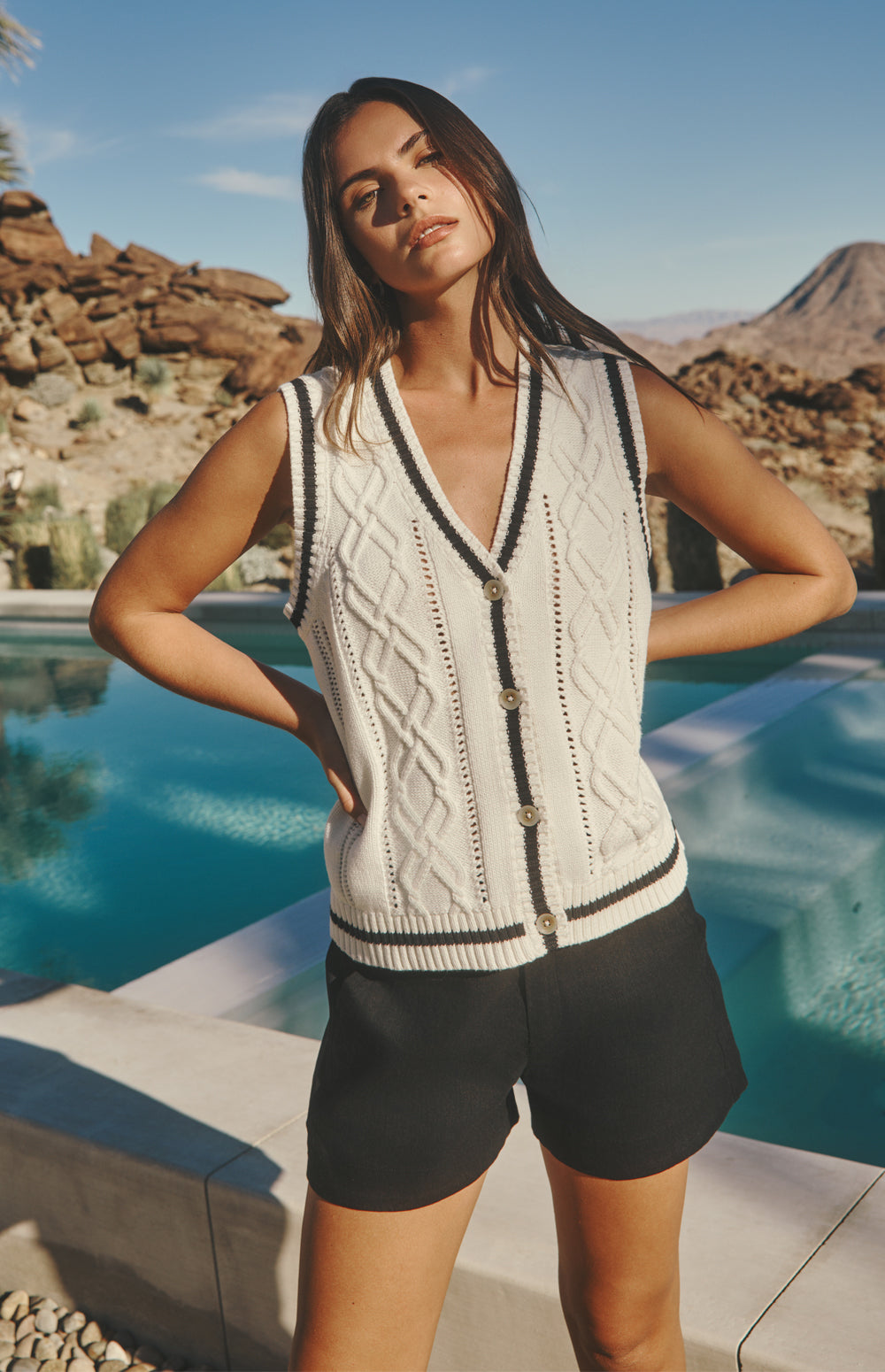 Alp N Rock Molly Short, black tailored linen blend short for women