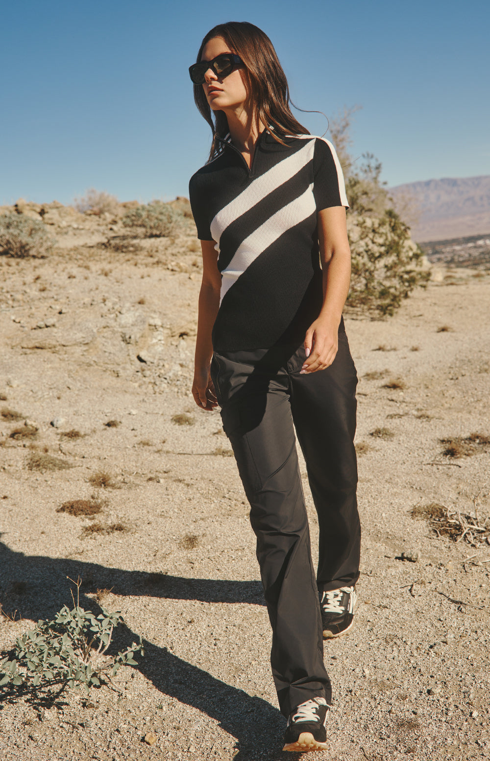 Alp N Rock Audra Sweater, black and white short sleeve stripe ribbed top for women with half zip