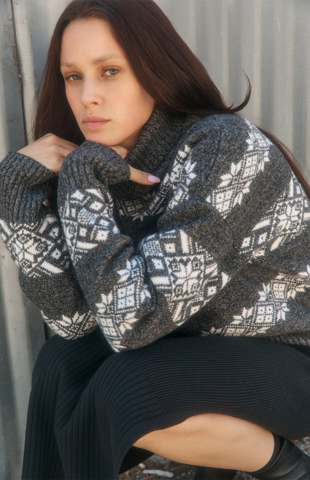 Alp N Rock Heidi Sweater, dark grey turtleneck ski sweater for women with white snowflake pattern