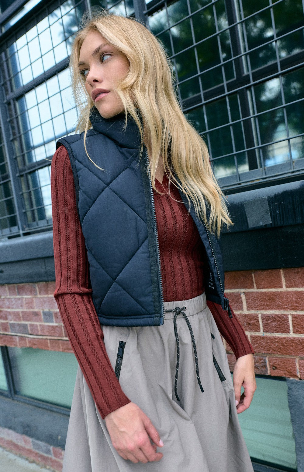 machatt cropped vest 黒　正規品 La Vitesse Cropped Vest, Black | Alp N Rock | Women's Vest