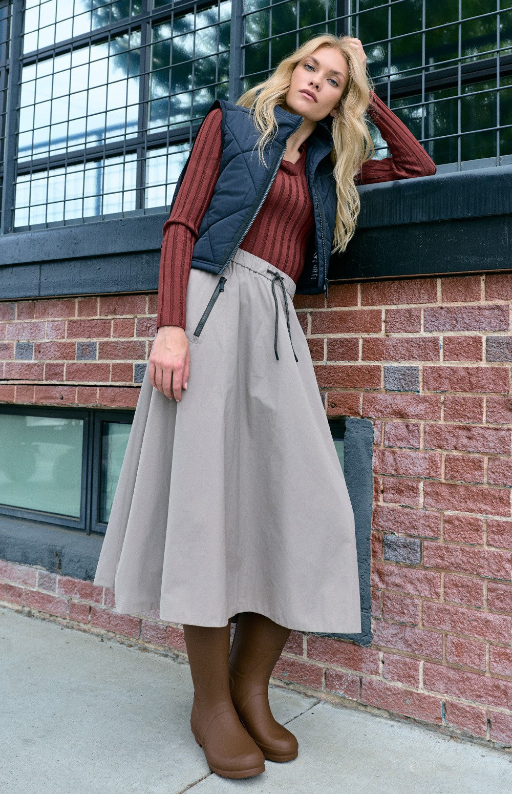 La Vitesse Cropped Vest, Black | Alp N Rock | Women's Vest  Alp N Rock Womens Vest La Vitesse II Cropped Vest | Black