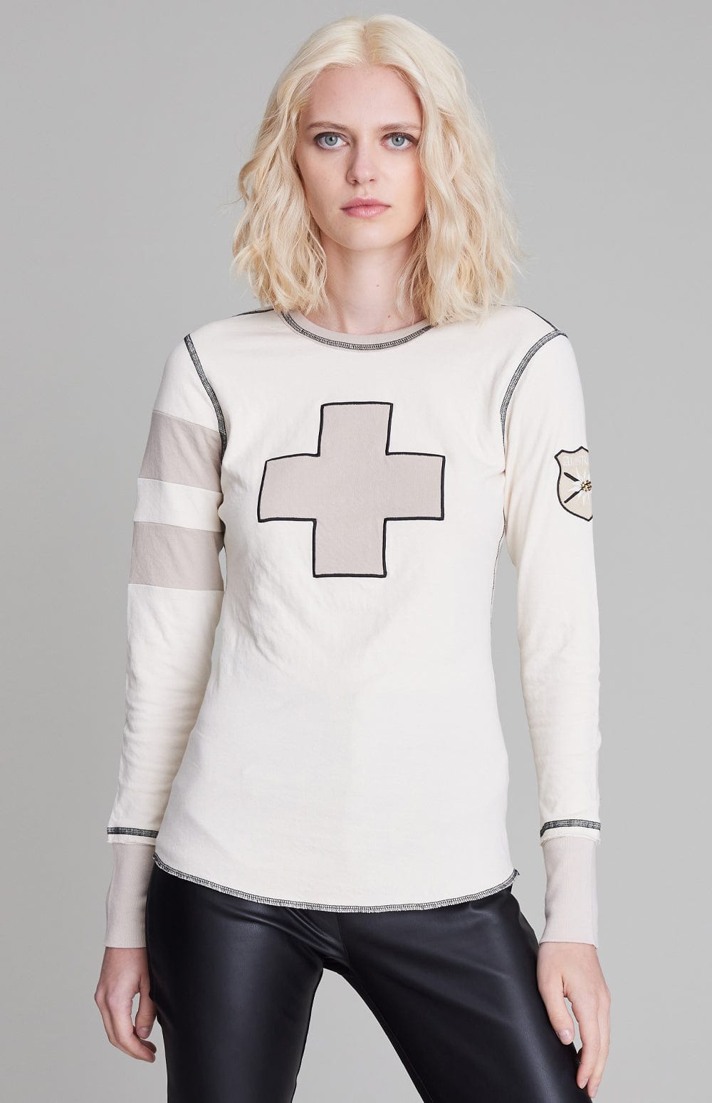Alp N Rock Womens Crew Shirt Helvetica Crew | Off white