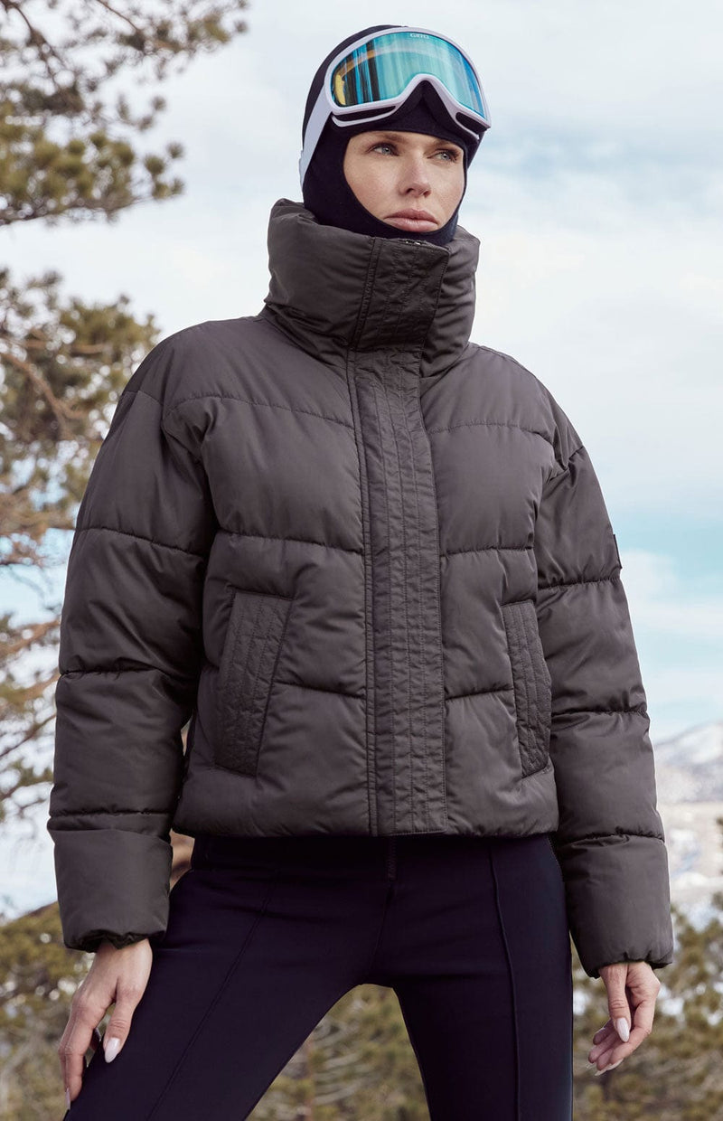 Black puffer hotsell ladies jacket